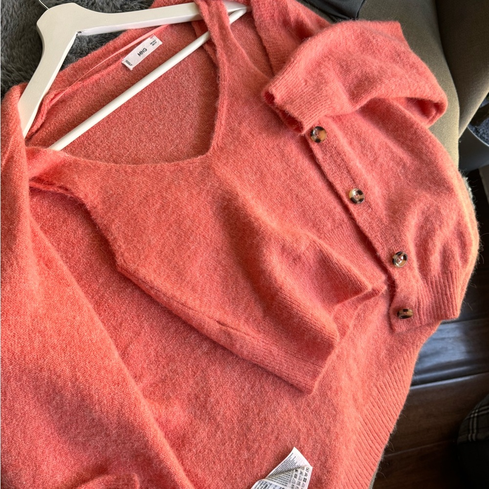 Orange two piece set - Picture 2 of 3